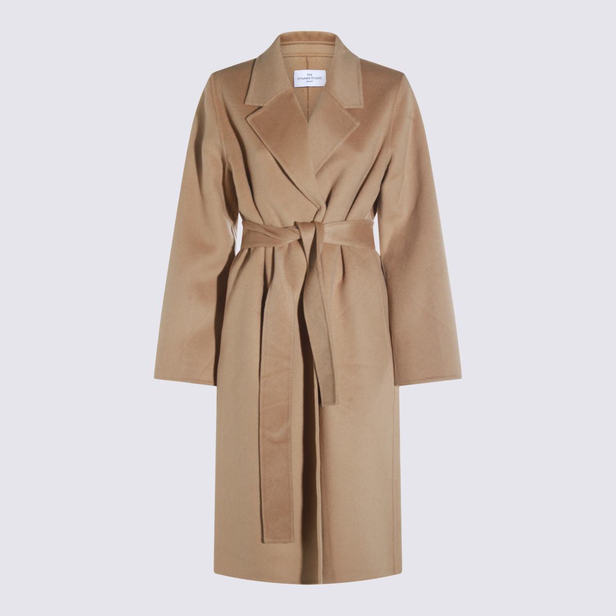 Dynamis Studio beige ullkappa