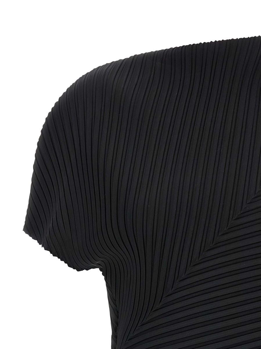 Issey Miyake topp med mjuka veck