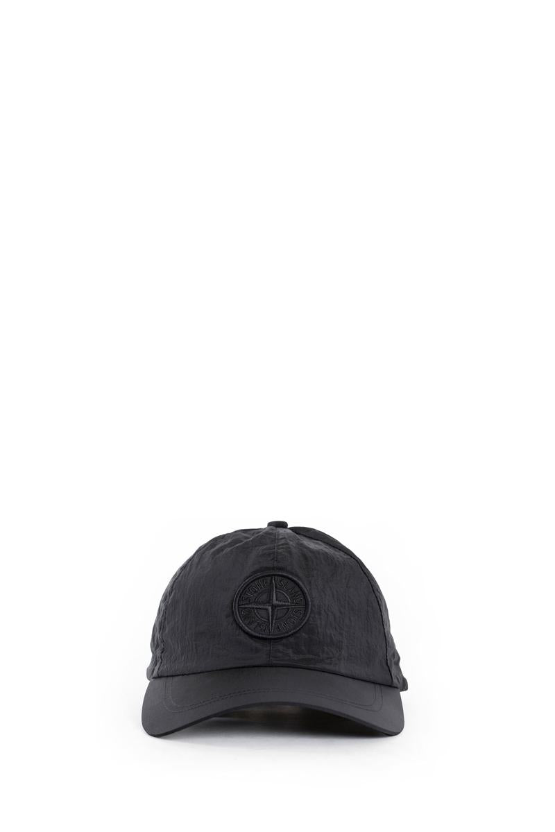 Stone Island-hattar