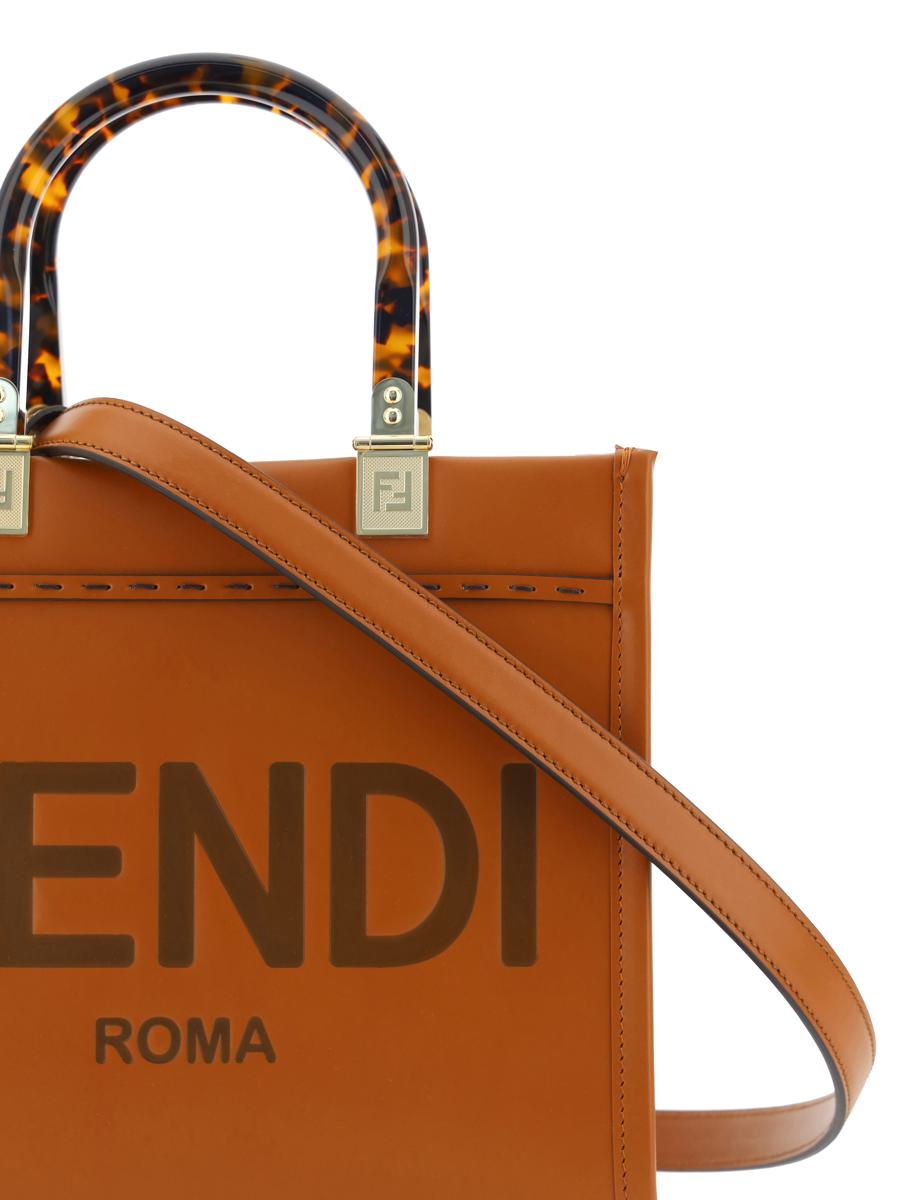 Fendi axelväskor