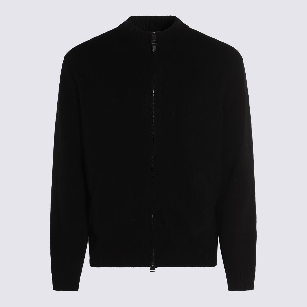 Canali svarta stickade ullplagg