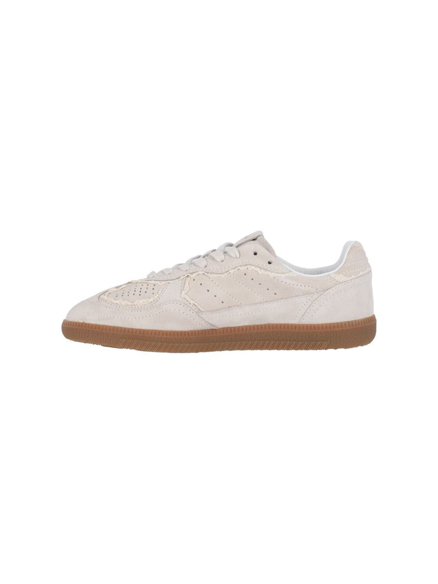 Alohas Sneakers