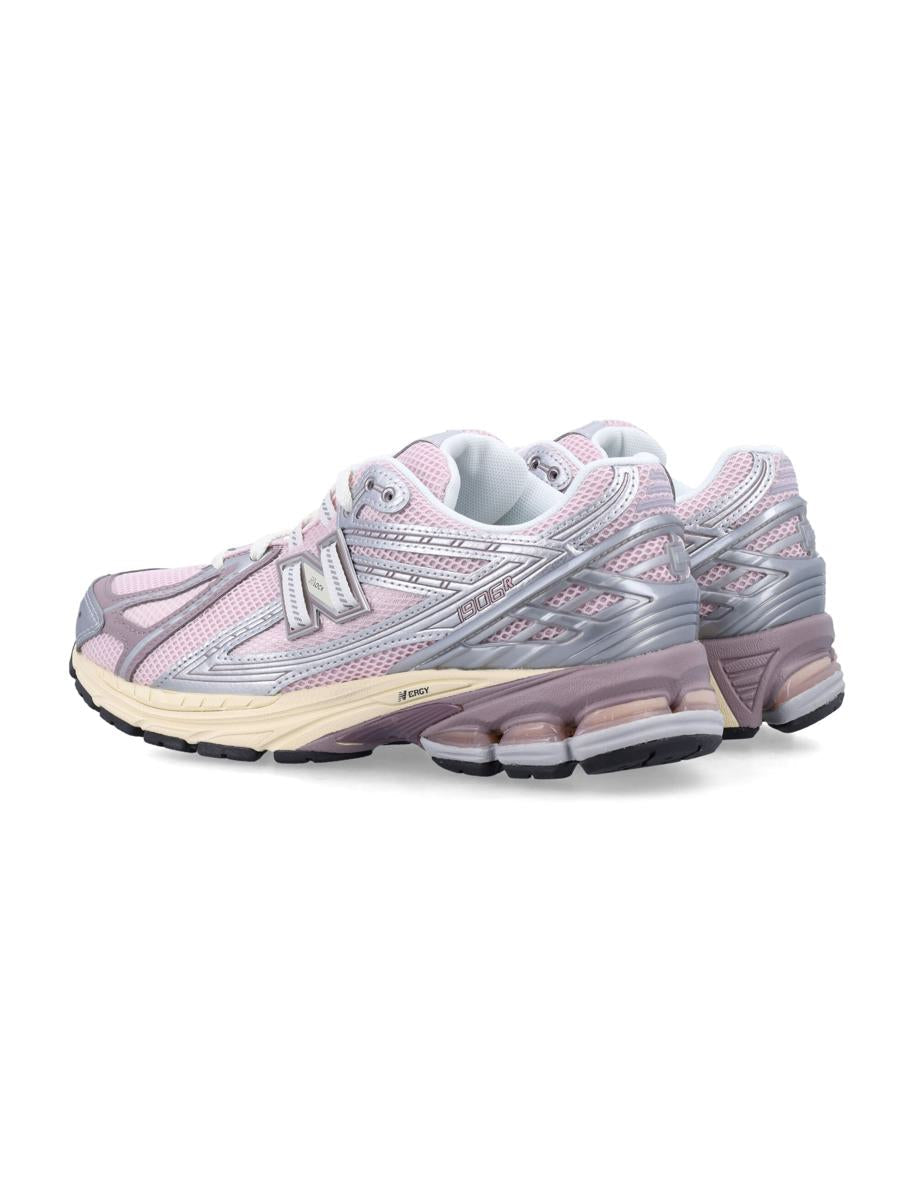 New Balance 1906R Sneakers