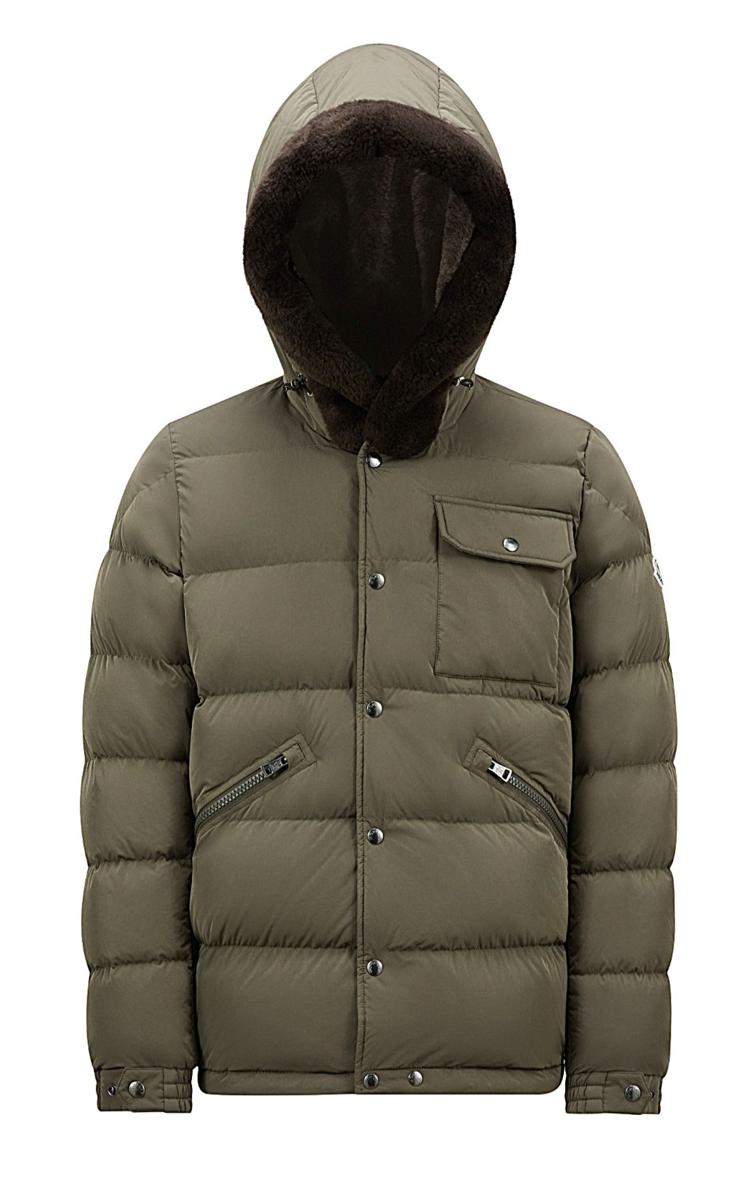 MONCLER Toppkläder