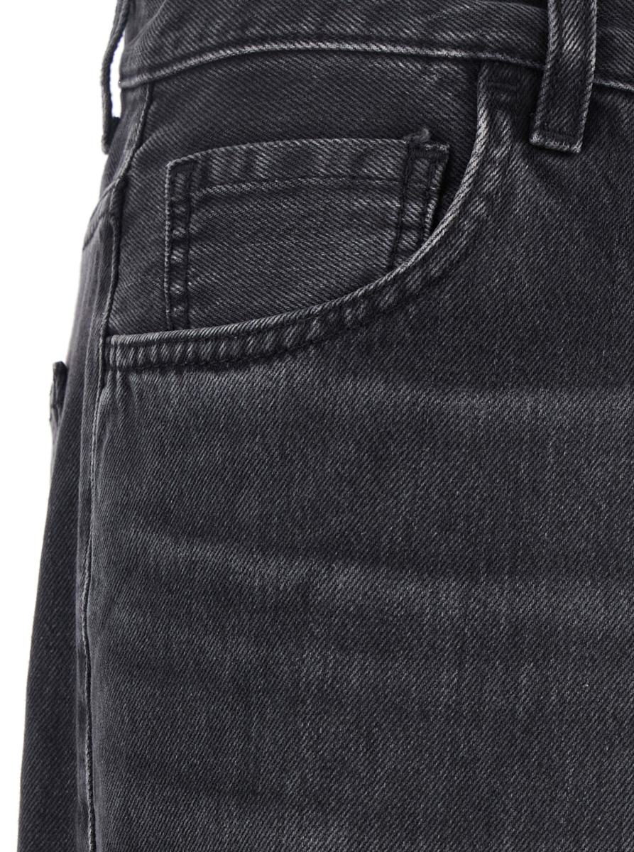 Svarta jeans med veck fram och logotypmärke bak i bomull för kvinnor