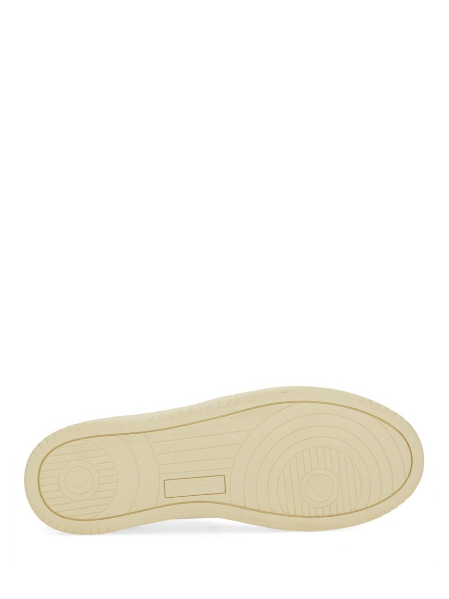Autrie Sneakers Grå