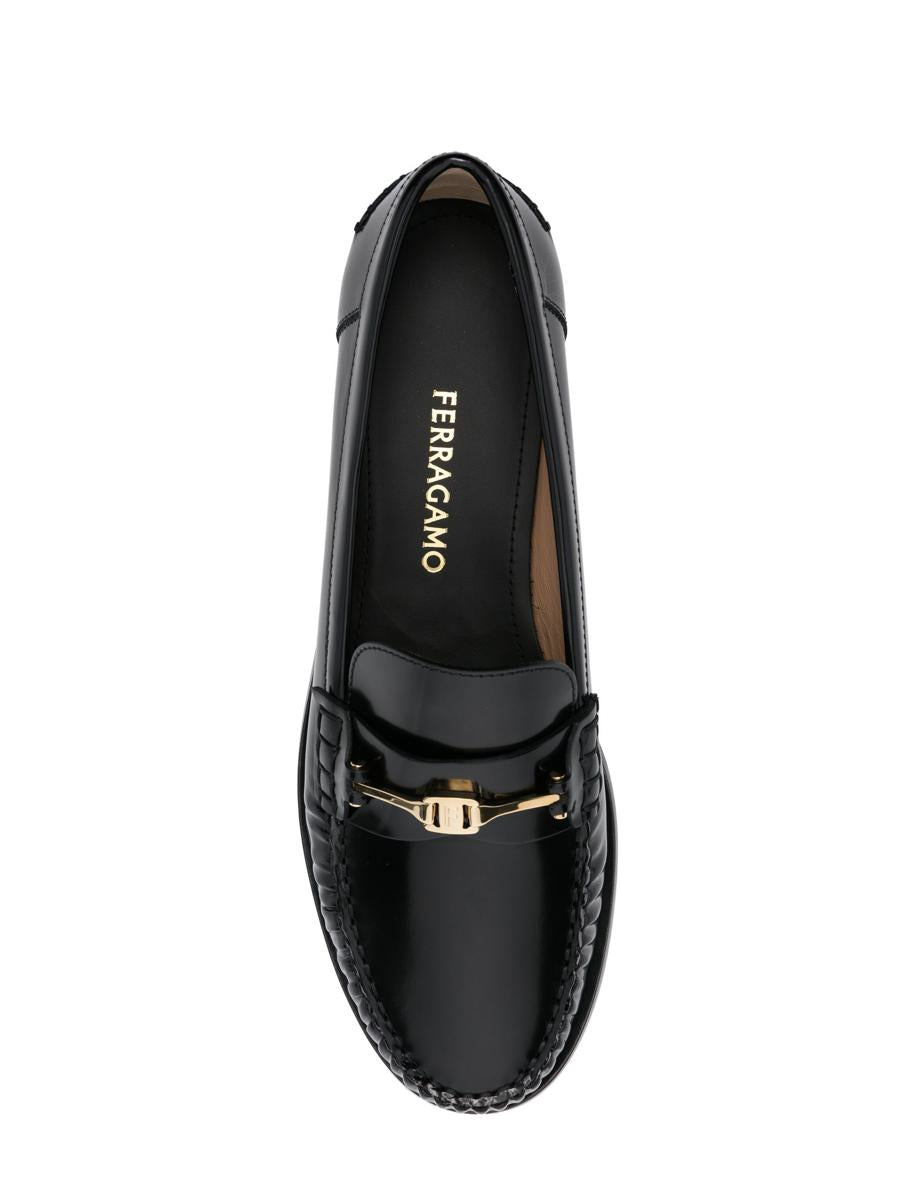 Salvatore Ferragamo platta skor