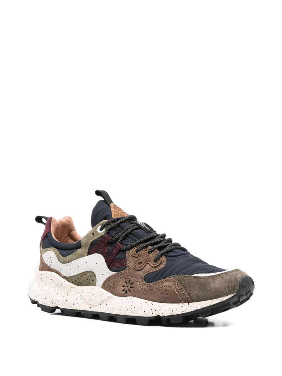 Blommiga bergssneakers
