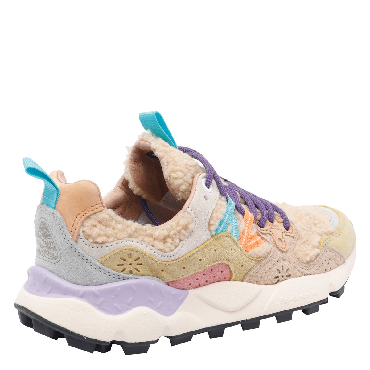 Blommiga bergssneakers