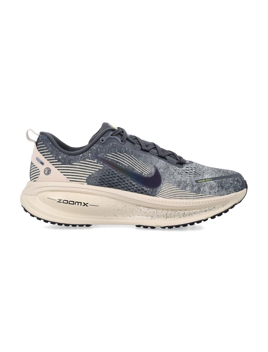 Nike Vomero 18 löparskor