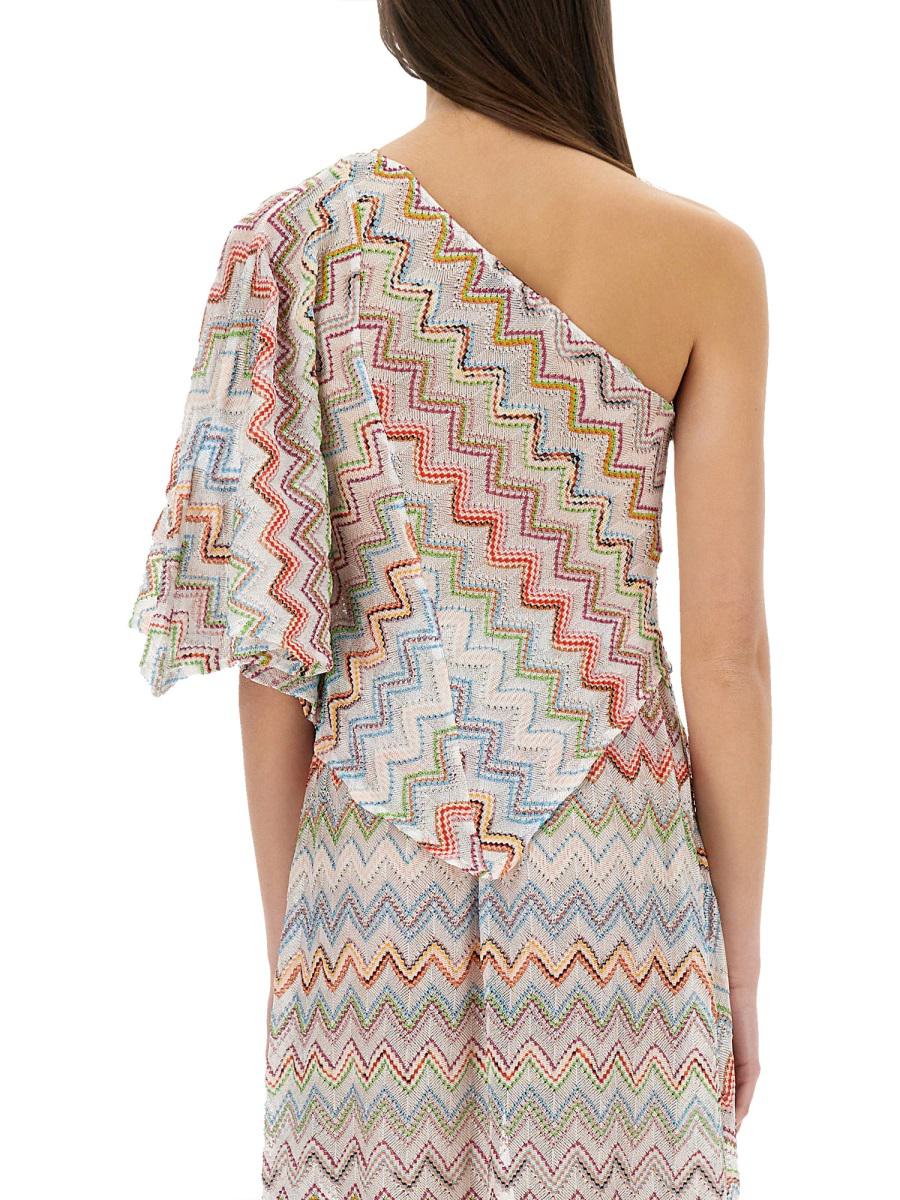 Missoni – Topp med en axel och 3D-lamézigzagmönster