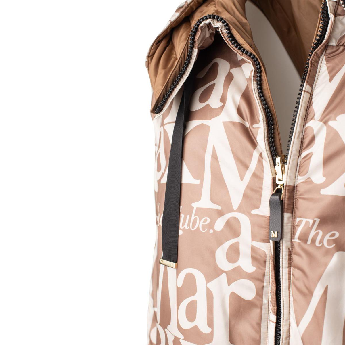 Max Mara Vändbar Dunjacka Med Kamelfärgad Huva