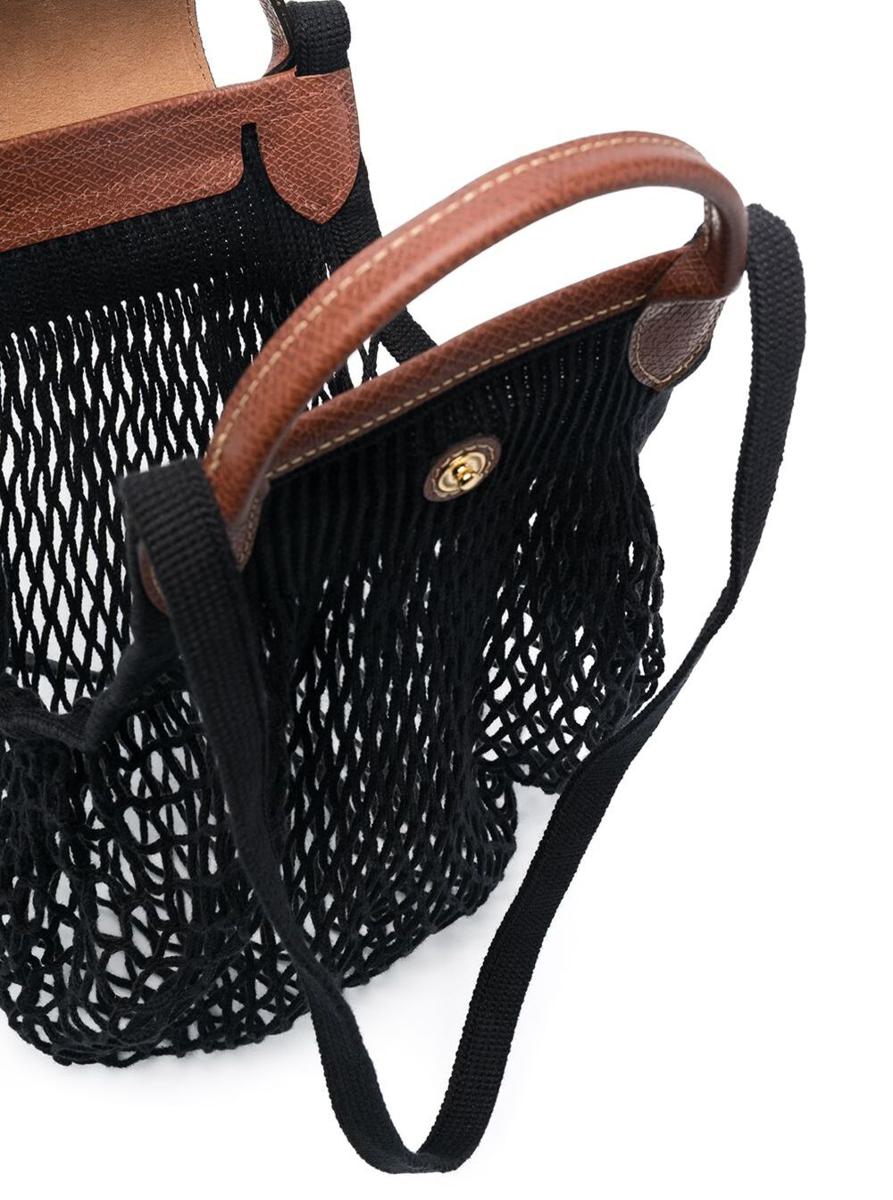 'Le Pliage Filet' svart handväska med graverad logotyp i mesh-tyg för kvinnor