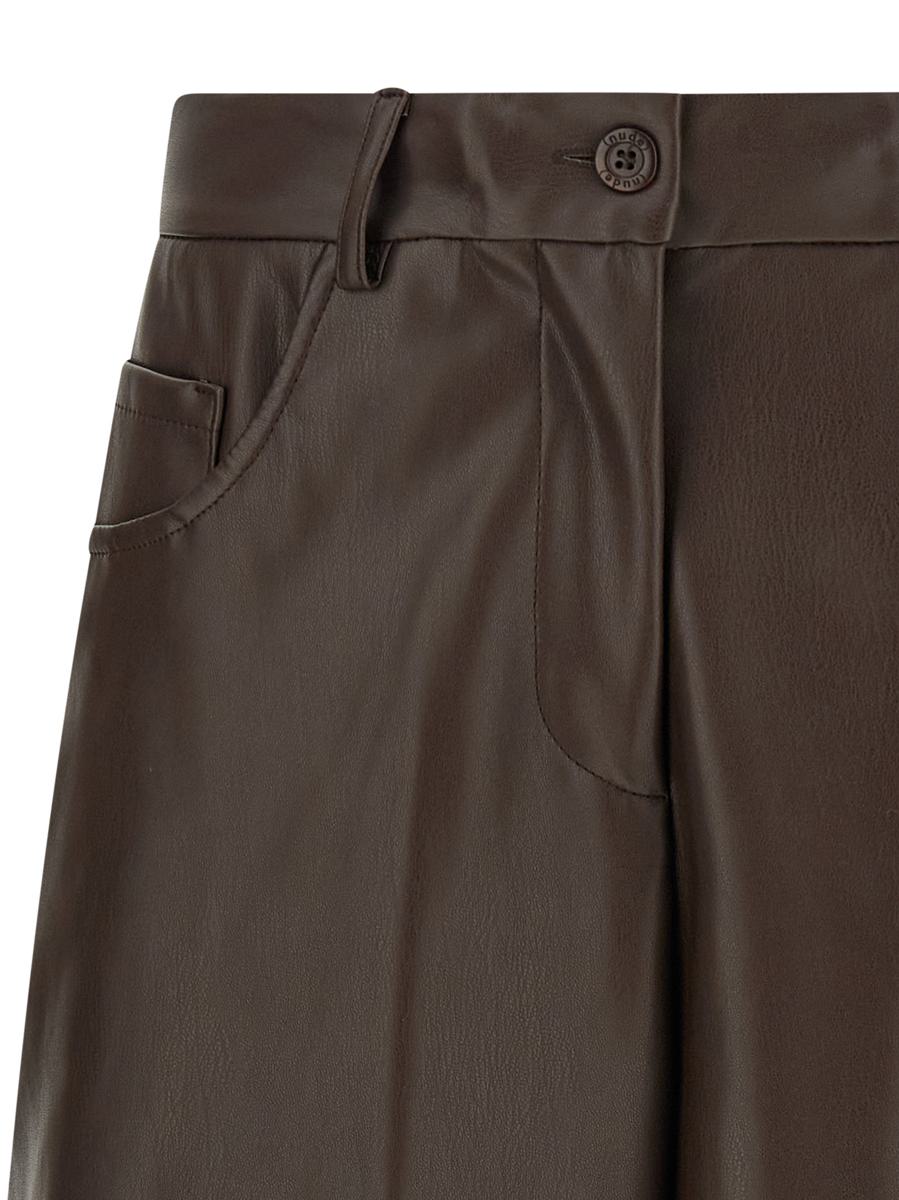 Bermudashorts i hudfärgat lädermönster