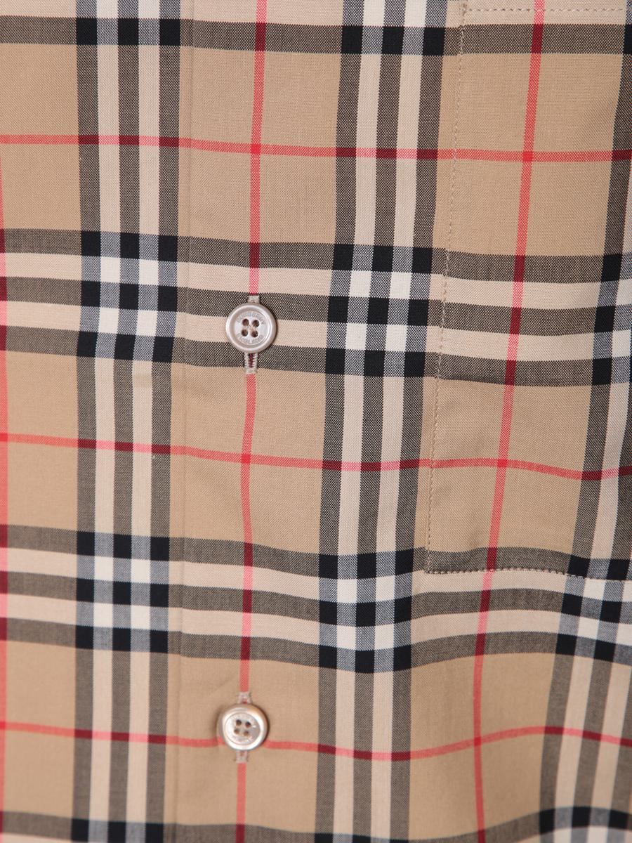 Burberry-skjortor
