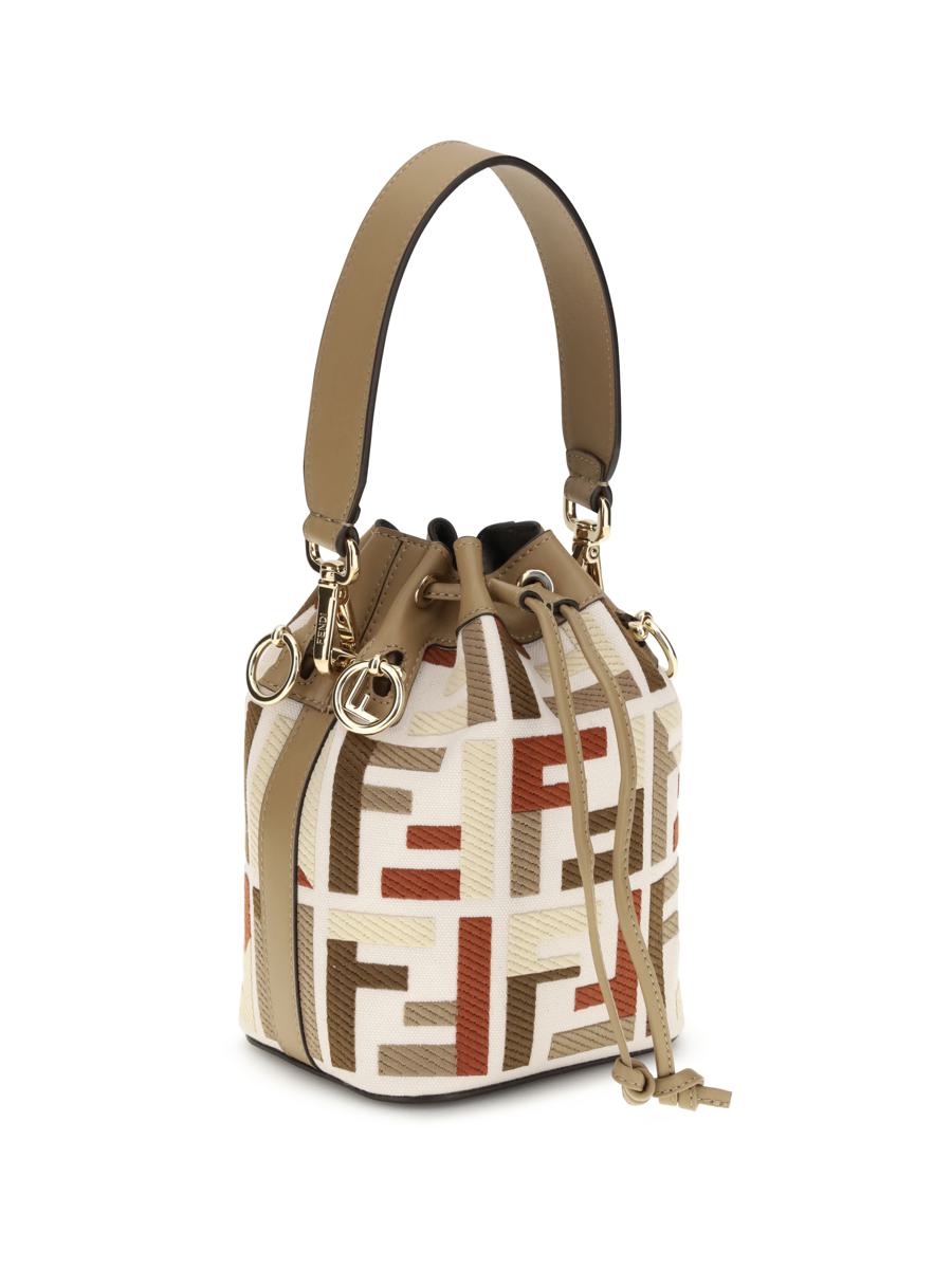 Fendi axelväskor