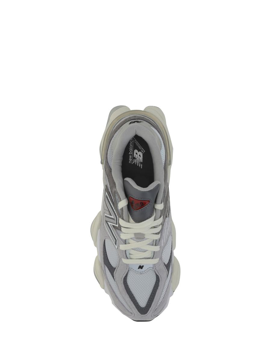 Nya balanssneakers