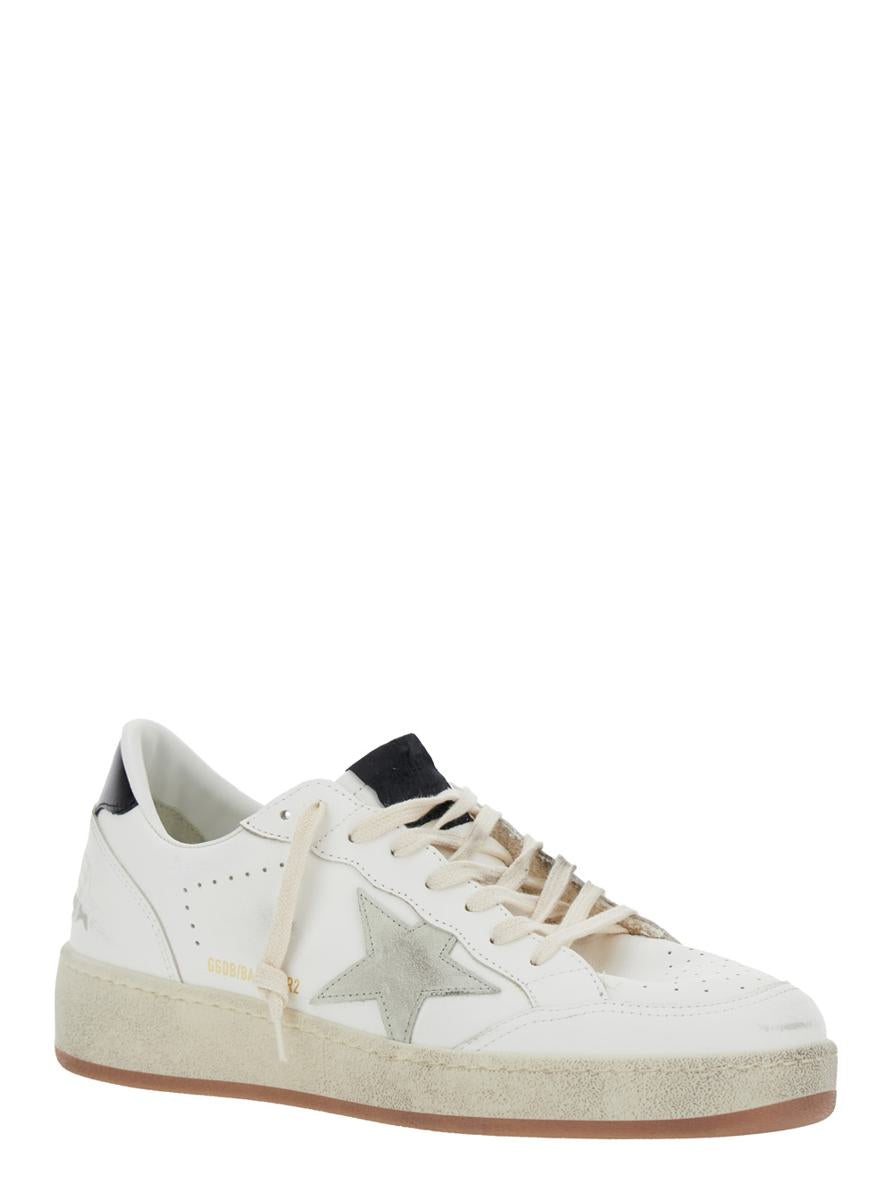 'Ballstar 2' Vita låga sneakers med stjärnmärke på sidan och laminerad klack i läder för män