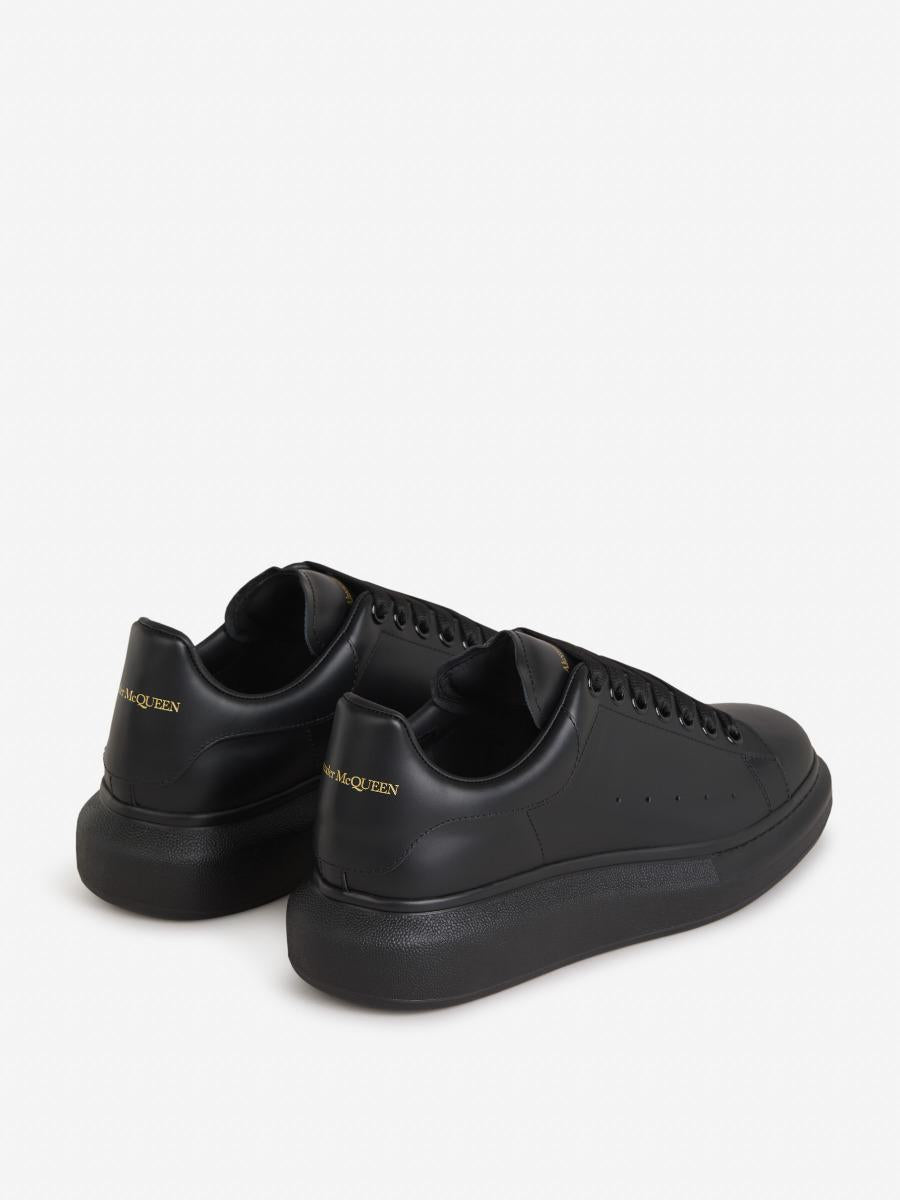 Alexander McQueen överdimensionerade sneakers