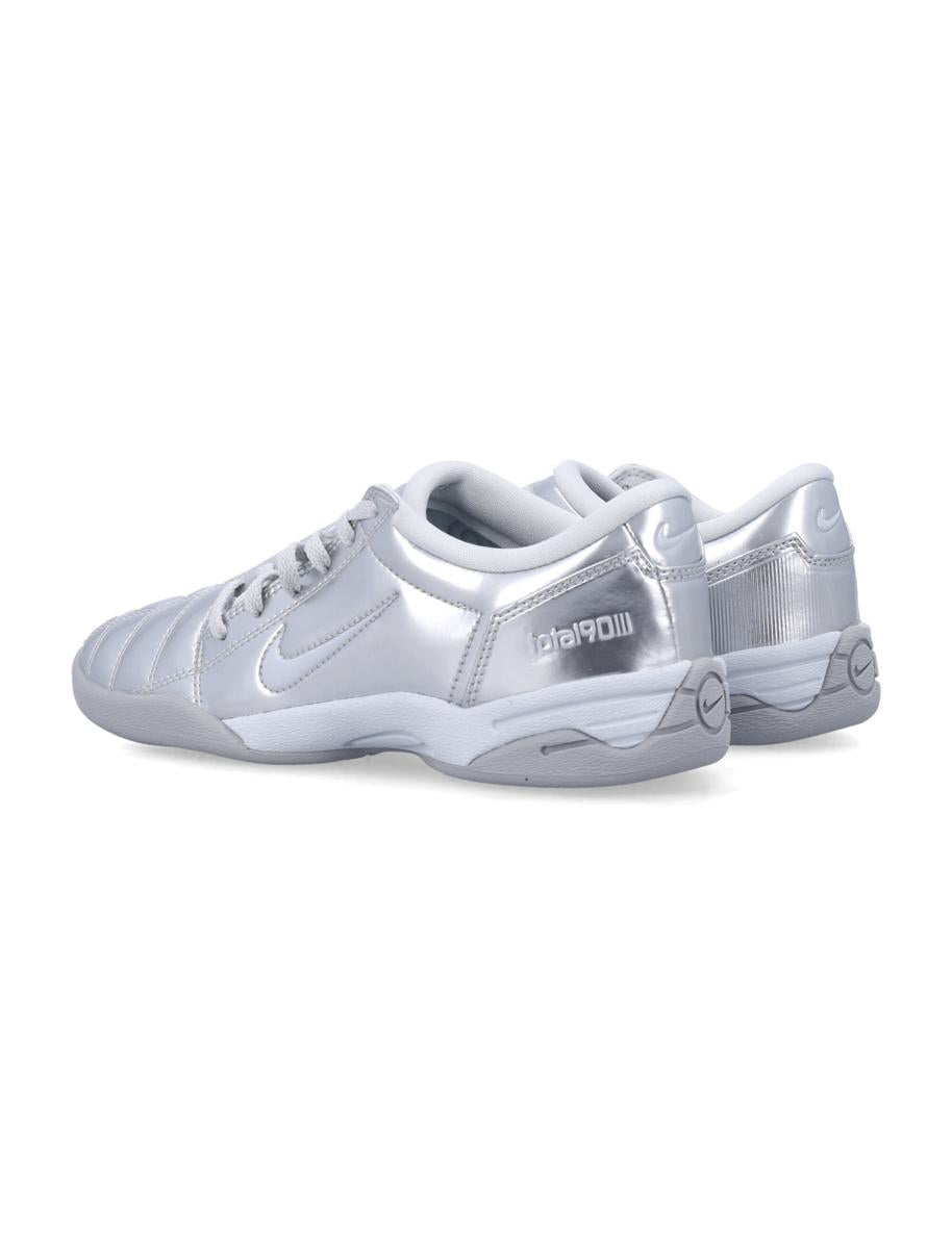 Nike Total 90 Dam