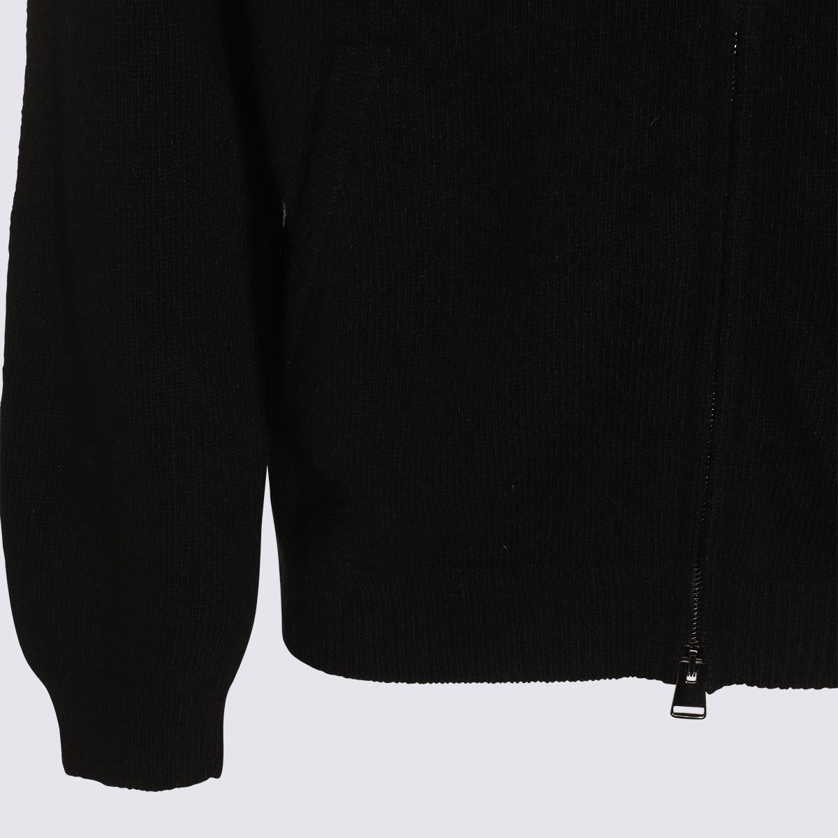 Canali svarta stickade ullplagg