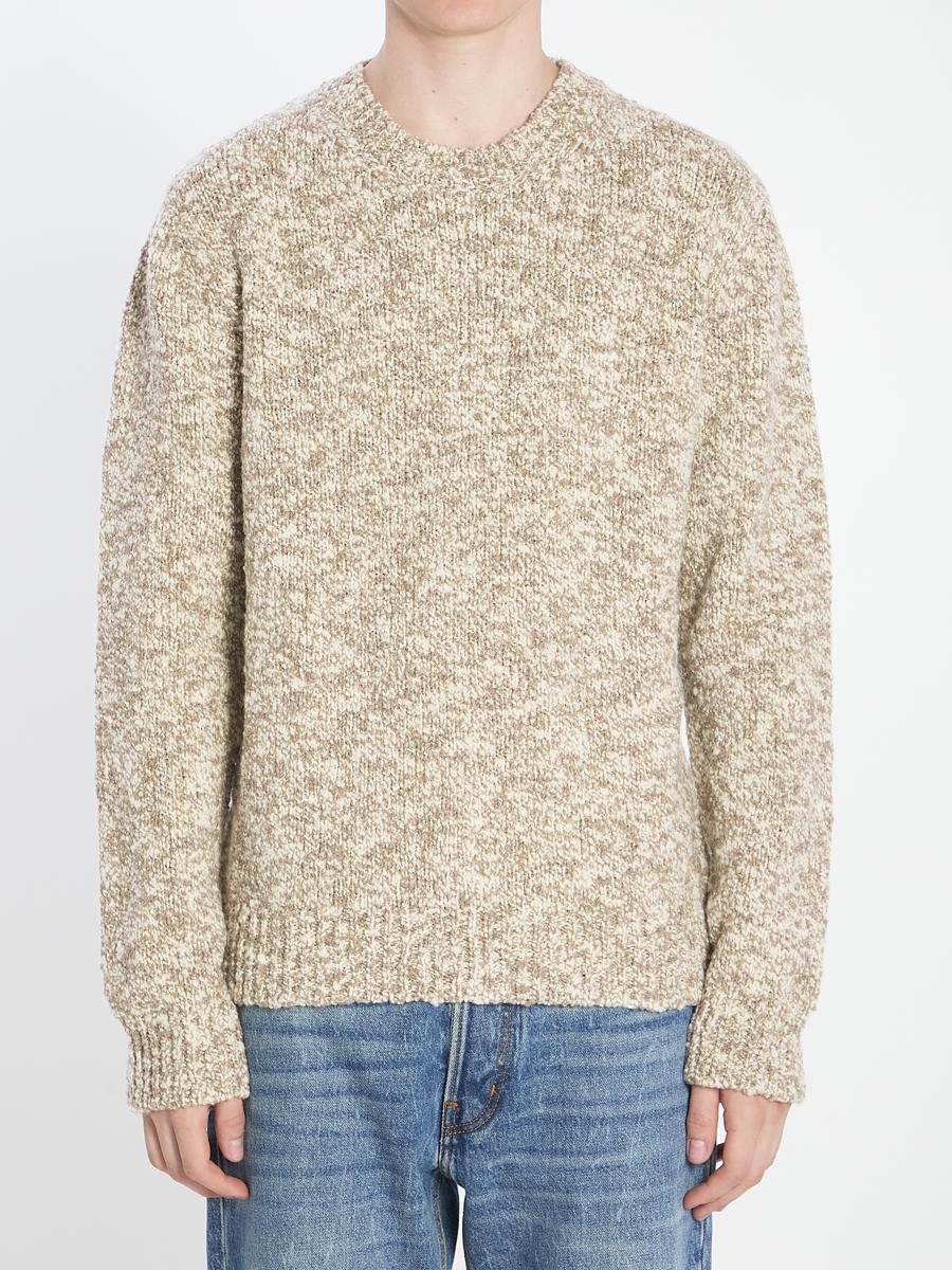 Rund halsad pullover