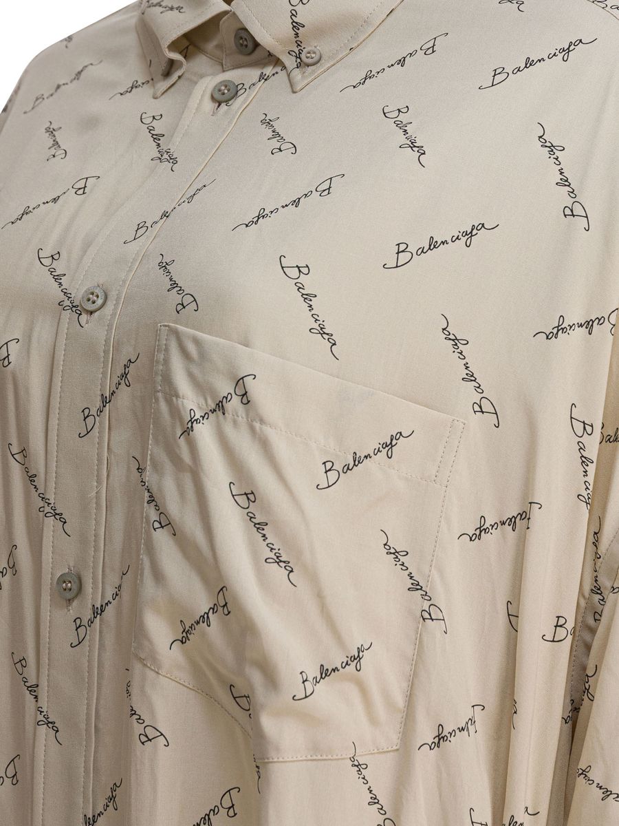 Balenciaga-skjortor
