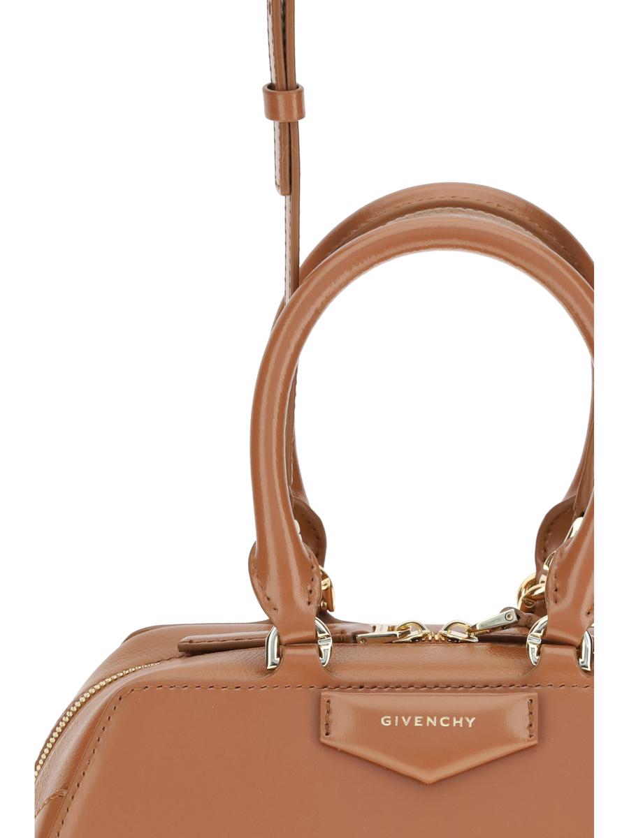 Givenchy handväskor