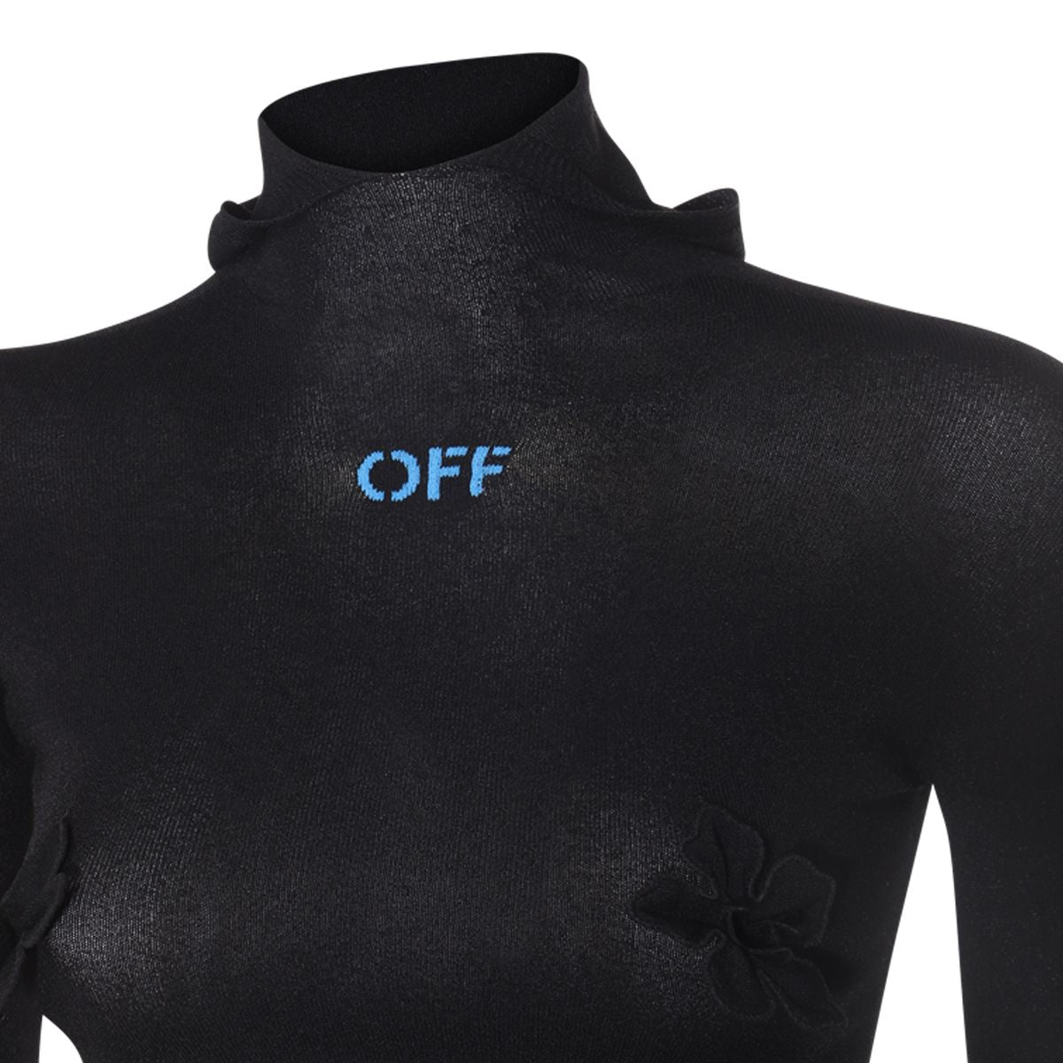Off-white lång klänning med hög halsringning