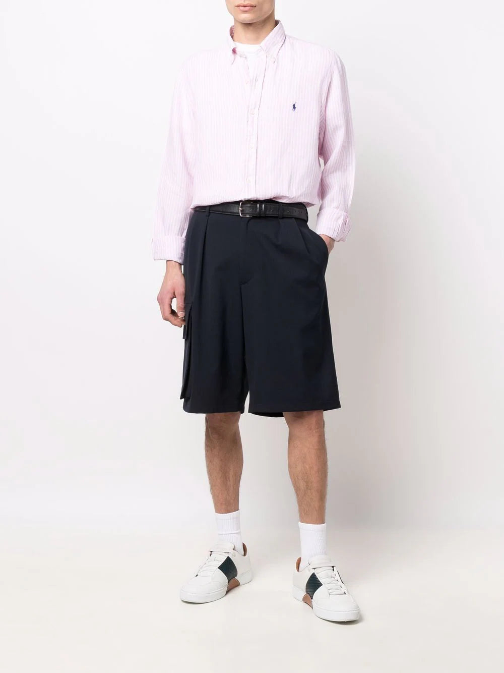 Randig linneskjorta med specialdesign