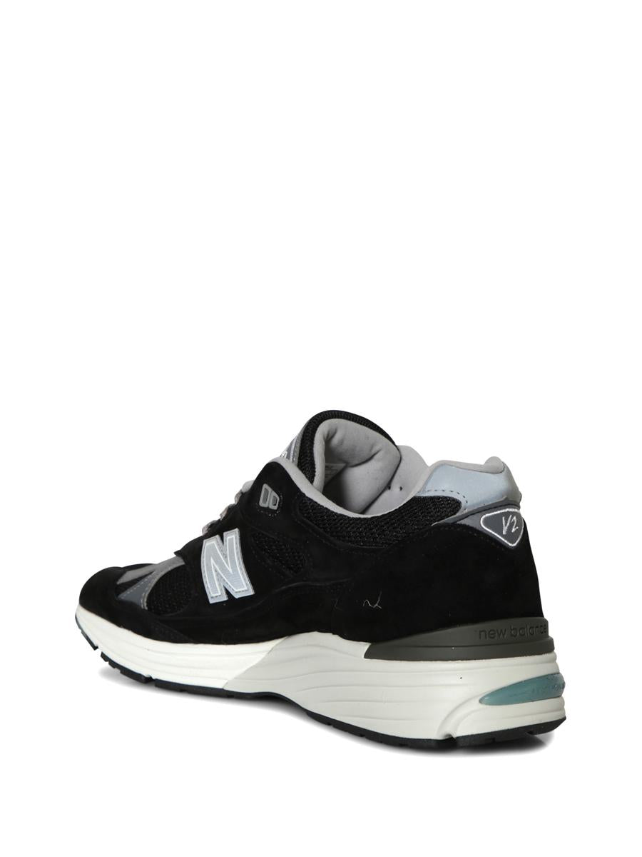 Nya balanssneakers