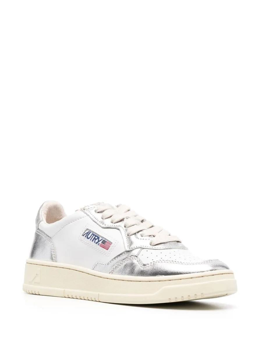 Autry "Medalist Low" Spegelfärgade Lädersneakers Skor