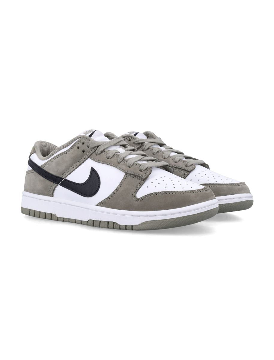 Nike Dunk Low i läder