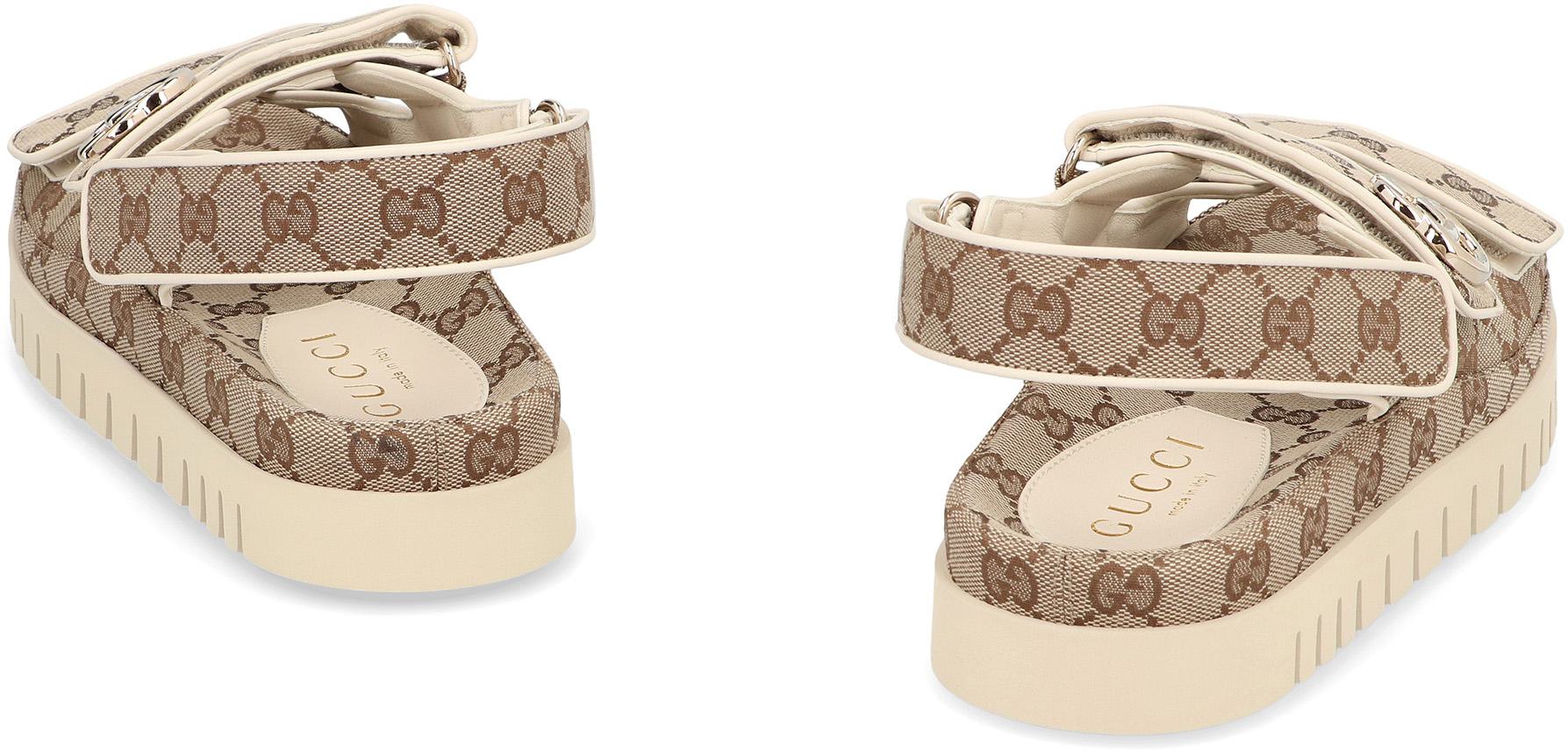 Gucci Tyg Sandal