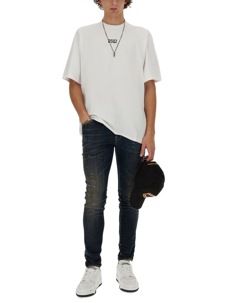 Dsquared2 "Dsq2" lös passformad t-shirt