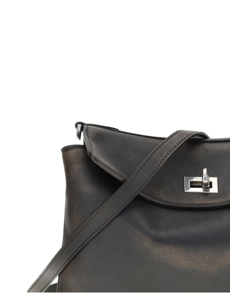 Balenciaga axelväskor