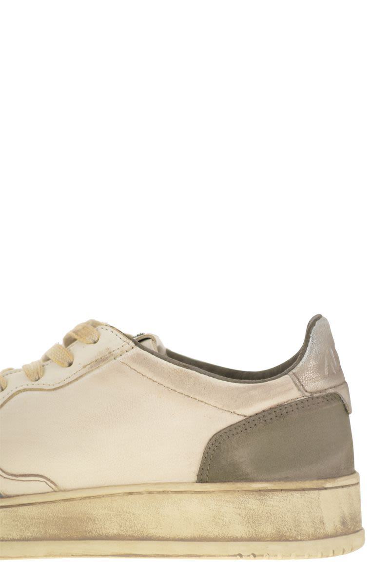 Autry Super Vintage - Lädersneakers