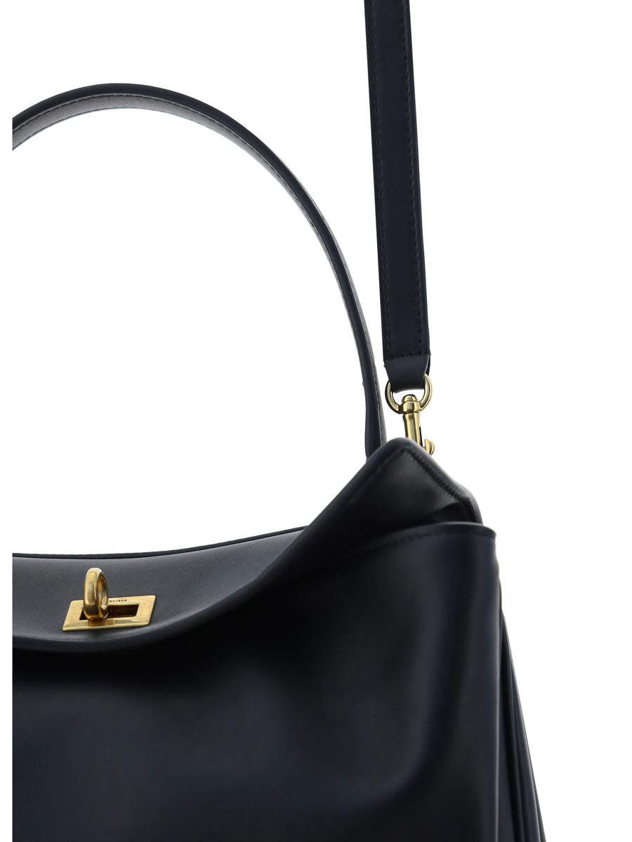 Balenciaga axelväskor