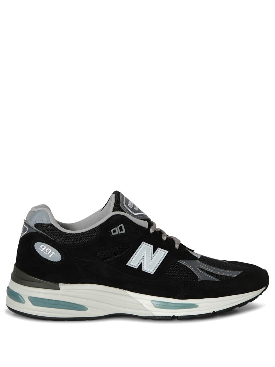 Nya balanssneakers