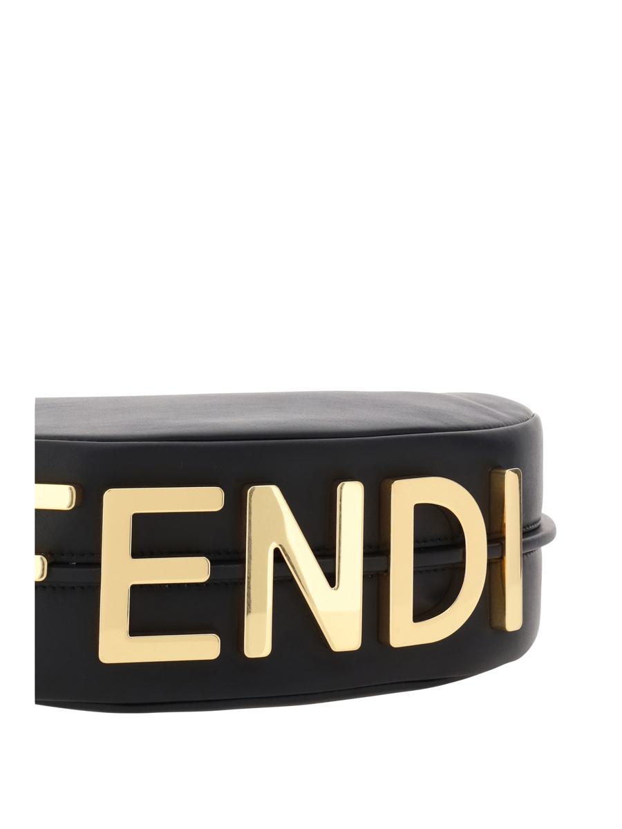 Fendi axelväskor