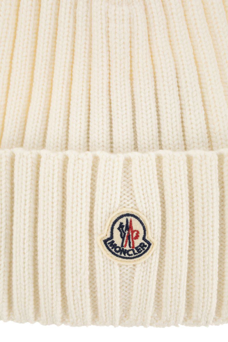 Moncler ullmössa