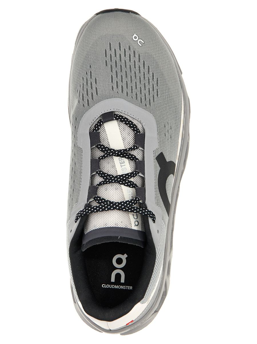 Om att springa med 'Cloudmonster'-sneakers