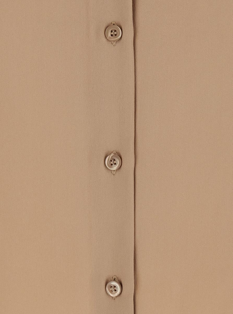 Beige skjorta med klassisk krage och knappstängning i sidenblandning för kvinnor