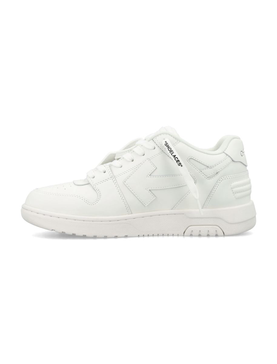 Off-white sneakers i kalvskinn