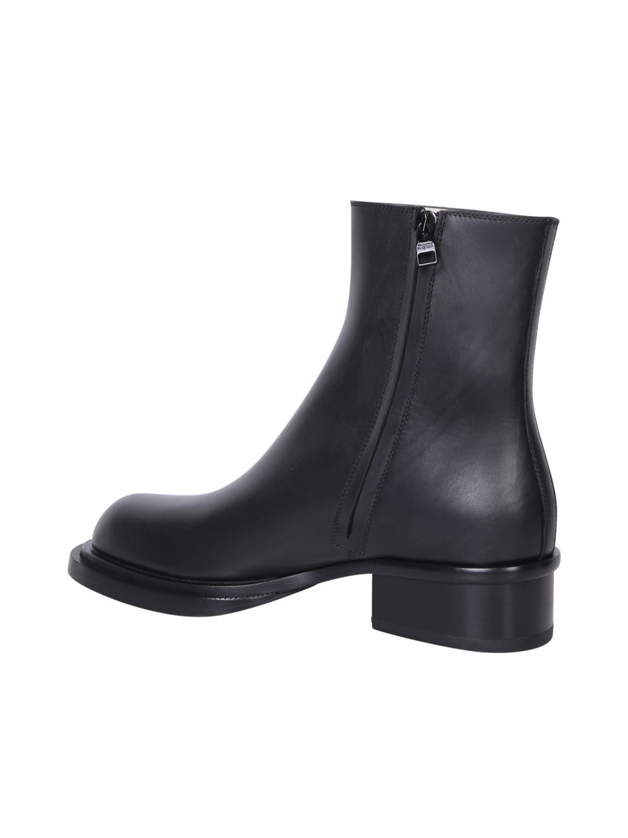 Alexander McQueen-stövlar