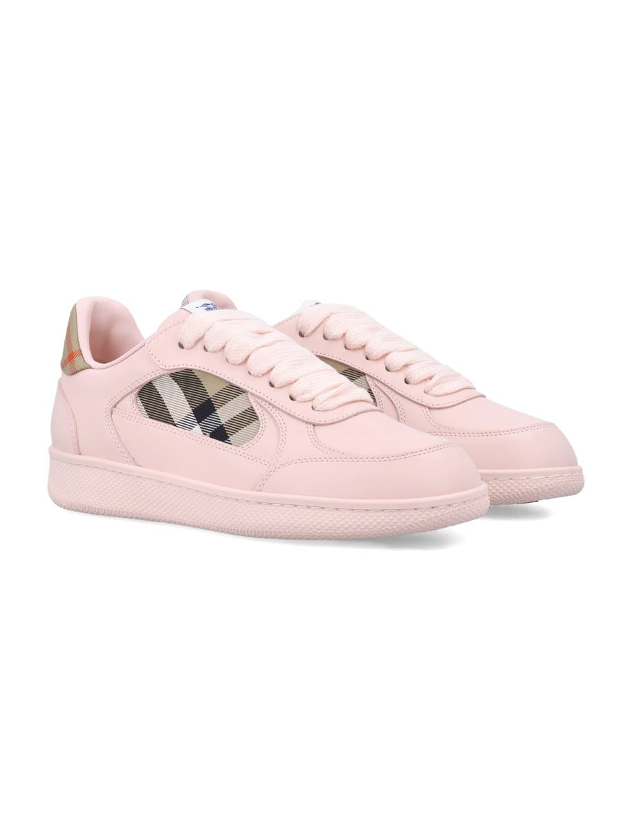 Burberry Terrace-sneakers i läder och rutigt mönster för kvinnor
