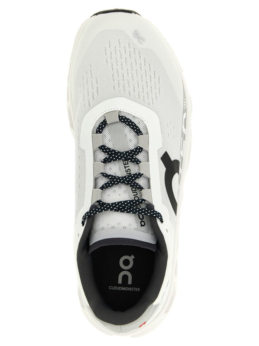 Om att springa med 'Cloudmonster'-sneakers