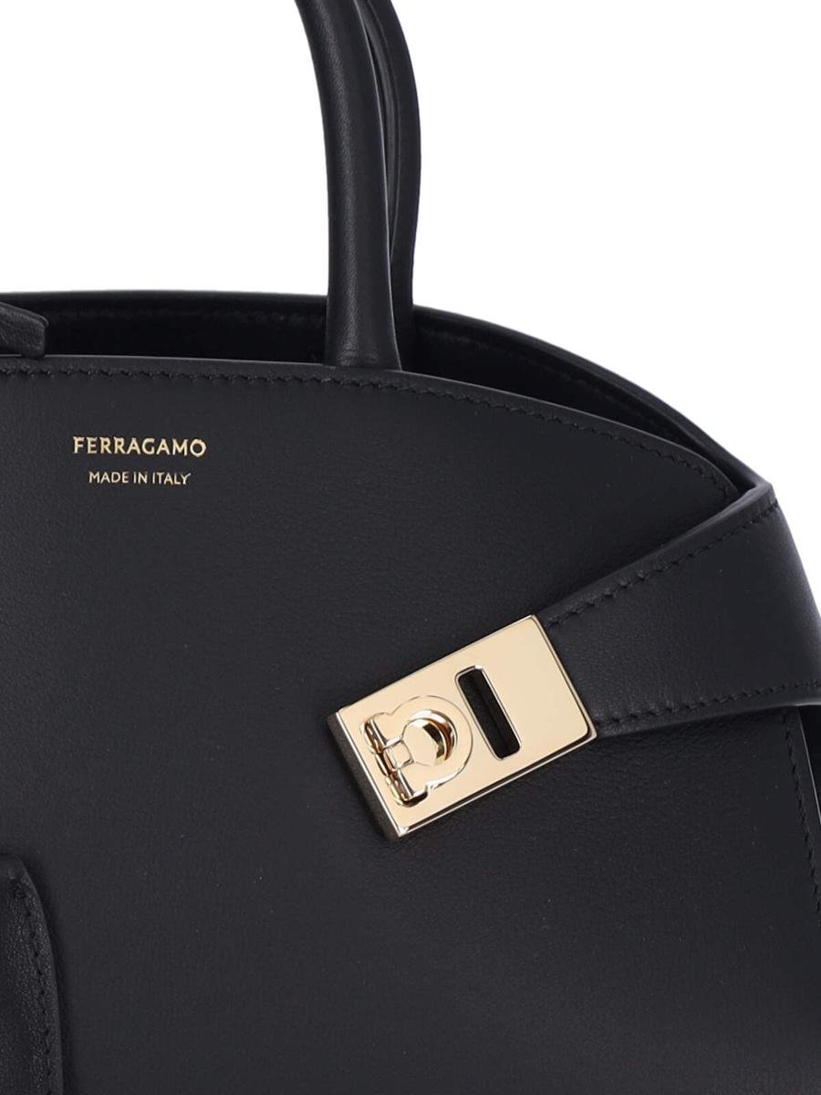Salvatore Ferragamo-väskor