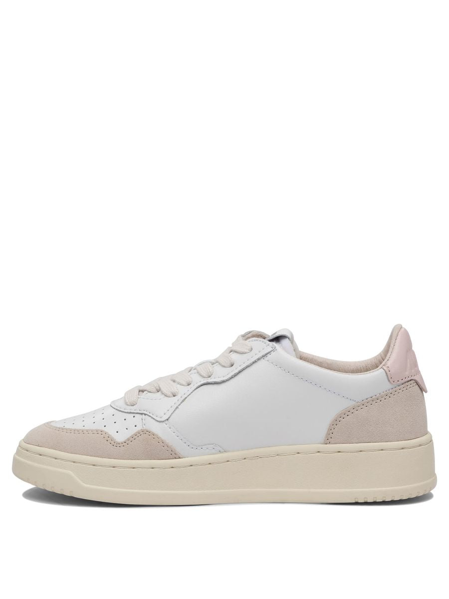 Autry "Medalist Low" Sneakers