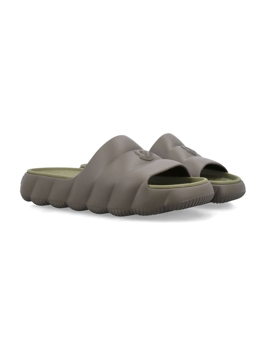Moncler Lilo quiltade Eva-sandaler